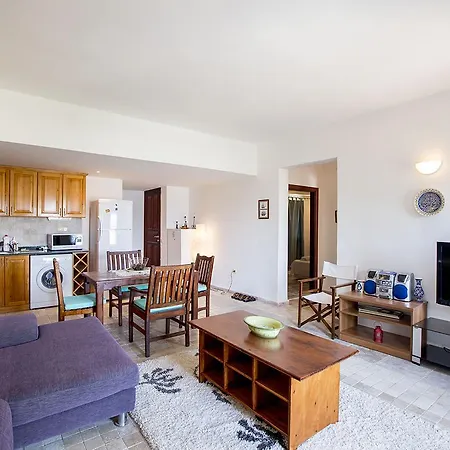 Vila Apart Isik